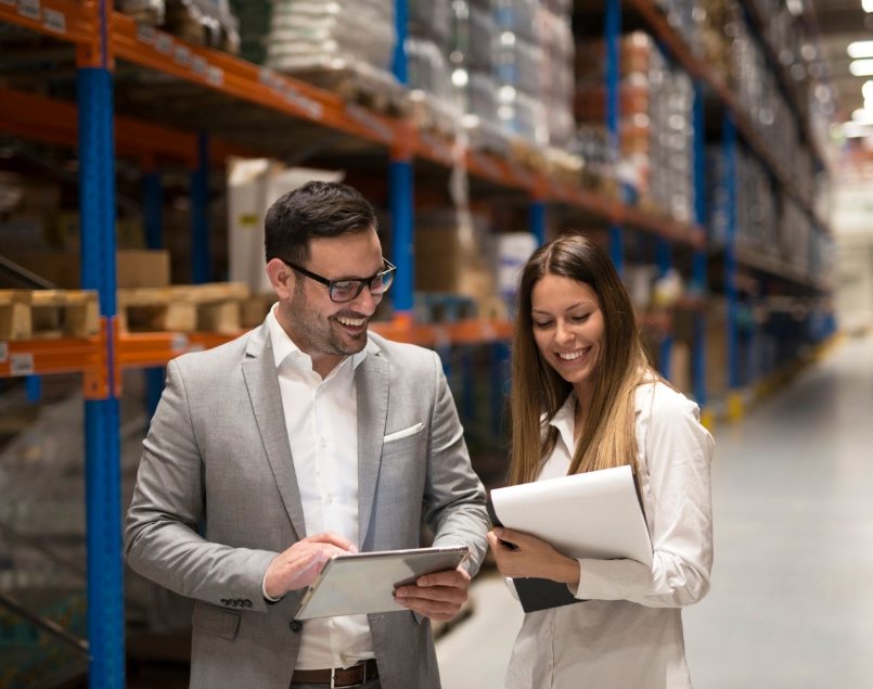 managers-visiting-storage-center-discussing-about-distribution-goals-year-min.jpeg